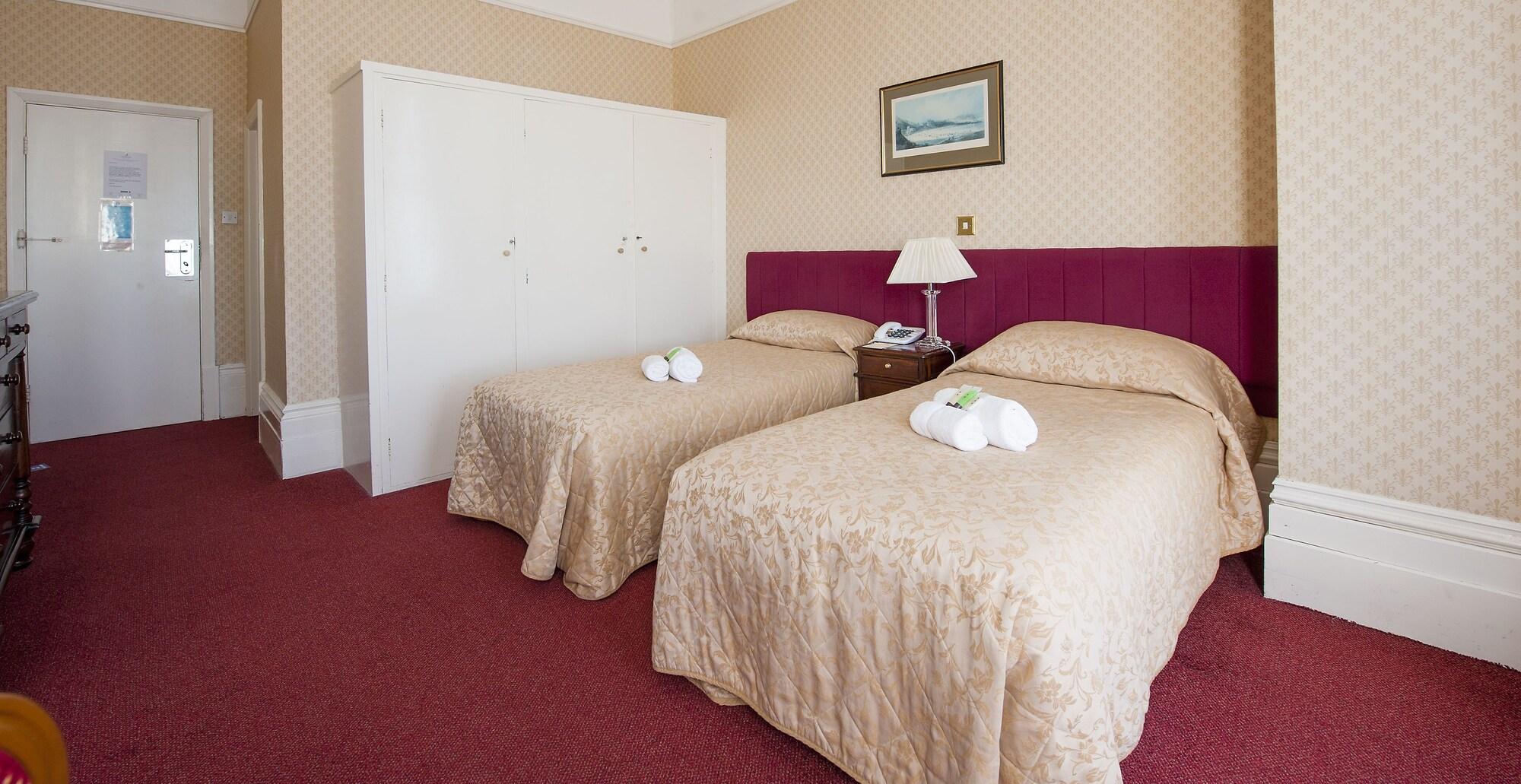 Albany Lions Hotel Eastbourne Exteriör bild
