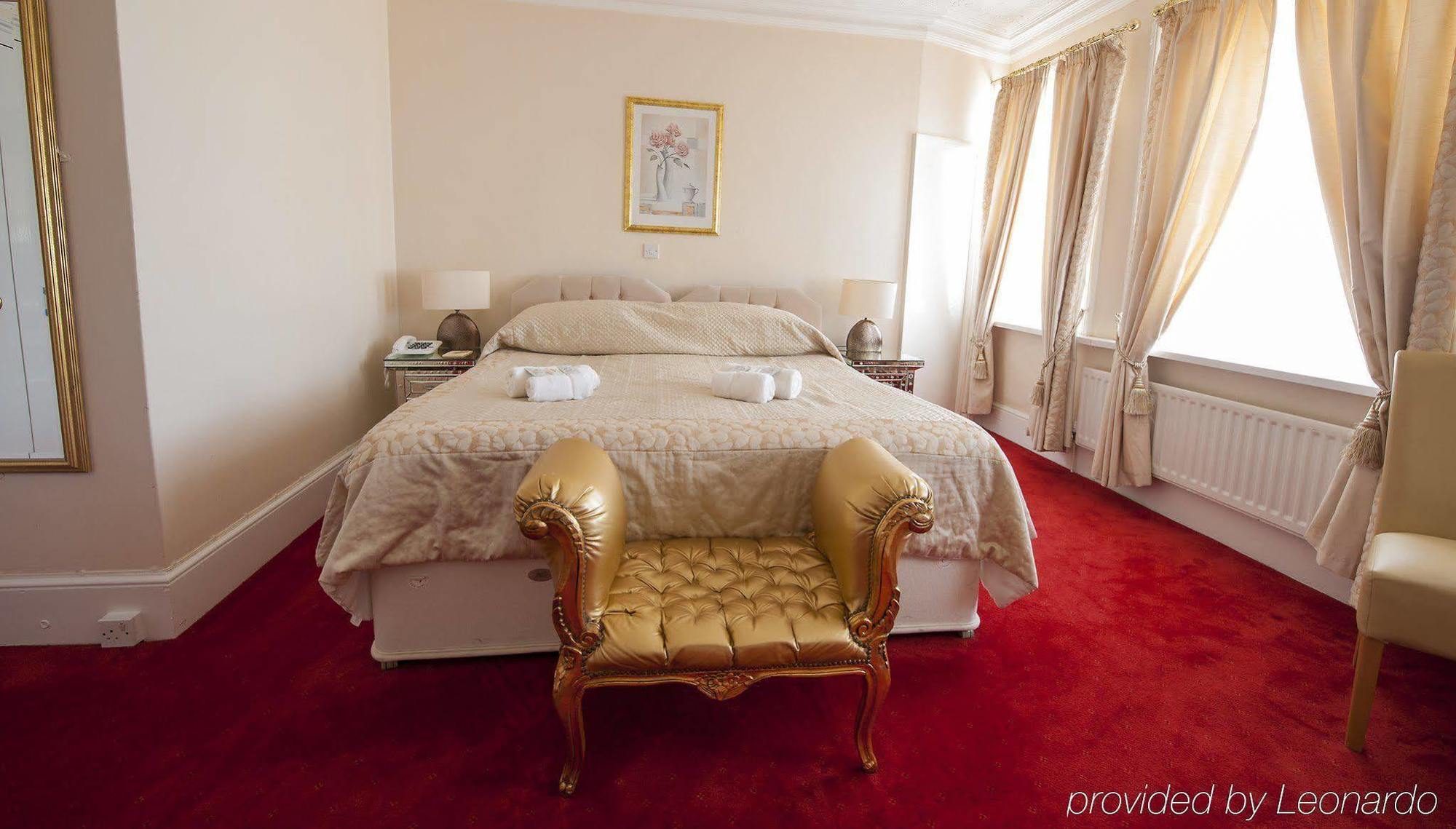 Albany Lions Hotel Eastbourne Exteriör bild